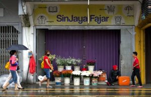 How to Create a Uniform That Works for Your Daily Life