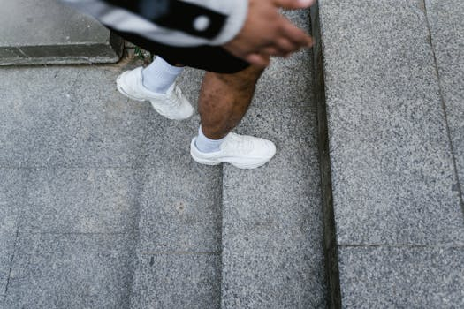 Simple Steps to Finding a Recruiter Who Truly Understands Your Niche