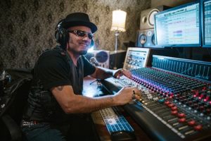 The Essential Guide to Mastering the Art of Audio Mixing